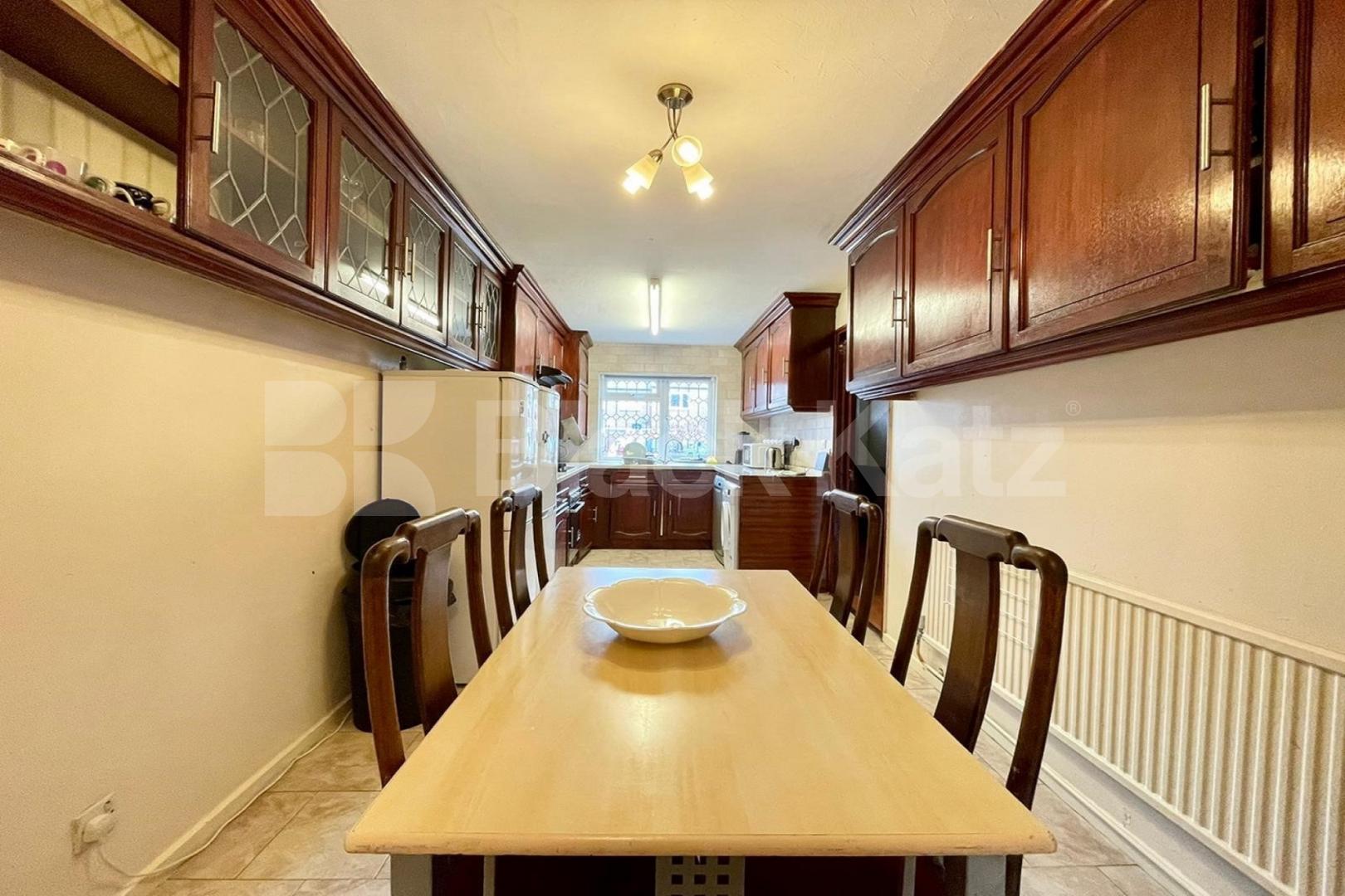 Mid-Century house prime SE1 location  Rothsay Street , London Bridge